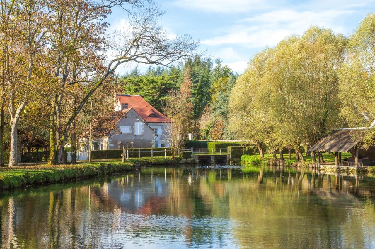 Bed and Breakfast Le Moulin De Pasnel Monteaux Exterior foto
